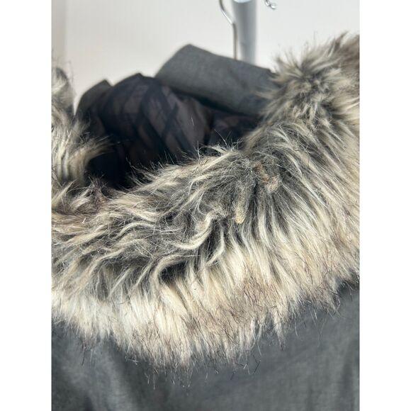 The North Face HyVent Arctic Parka Womens Size M Gray Goose Down Jacket Faux Fur - Picture 7 of 9